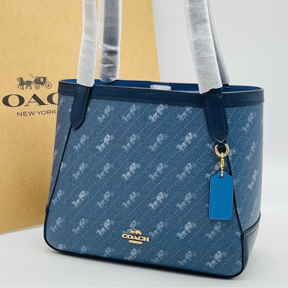 NWT Coach Medium bag - Picture 5 of 10